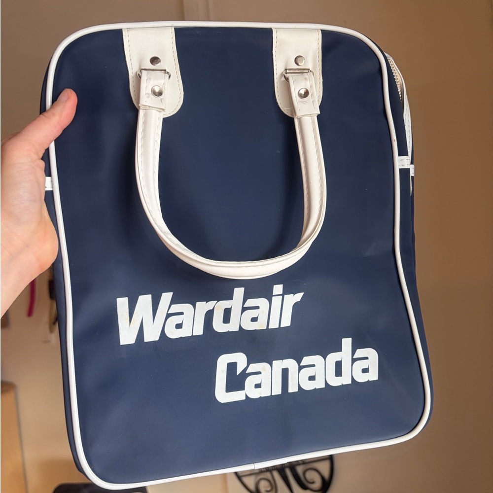New vintage Wardair Canada tote luggage bag - Picture 2 of 15